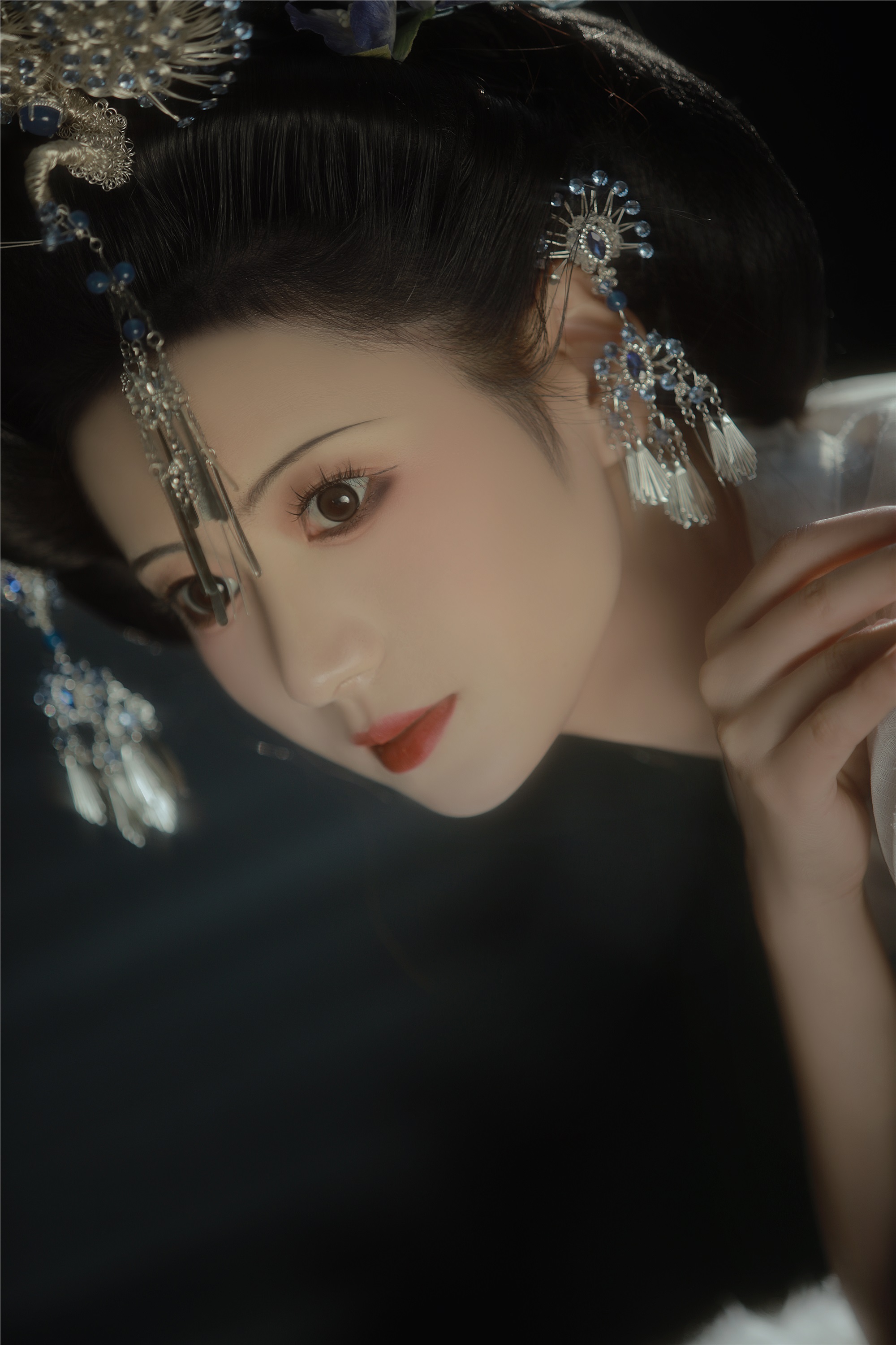 YITUYU艺图语 2025.01.29 早知如此绊人心，何如当初莫相识 瑜瑾